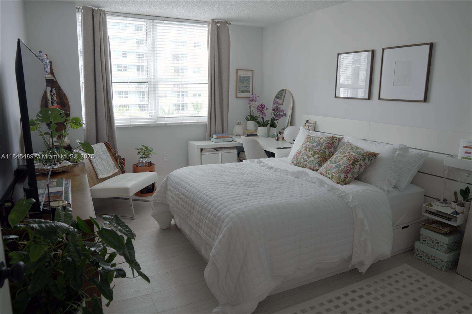 The Mark On Brickell at 1155 Brickell Bay Dr, Miami, FL 33131 - For Sale photo 21