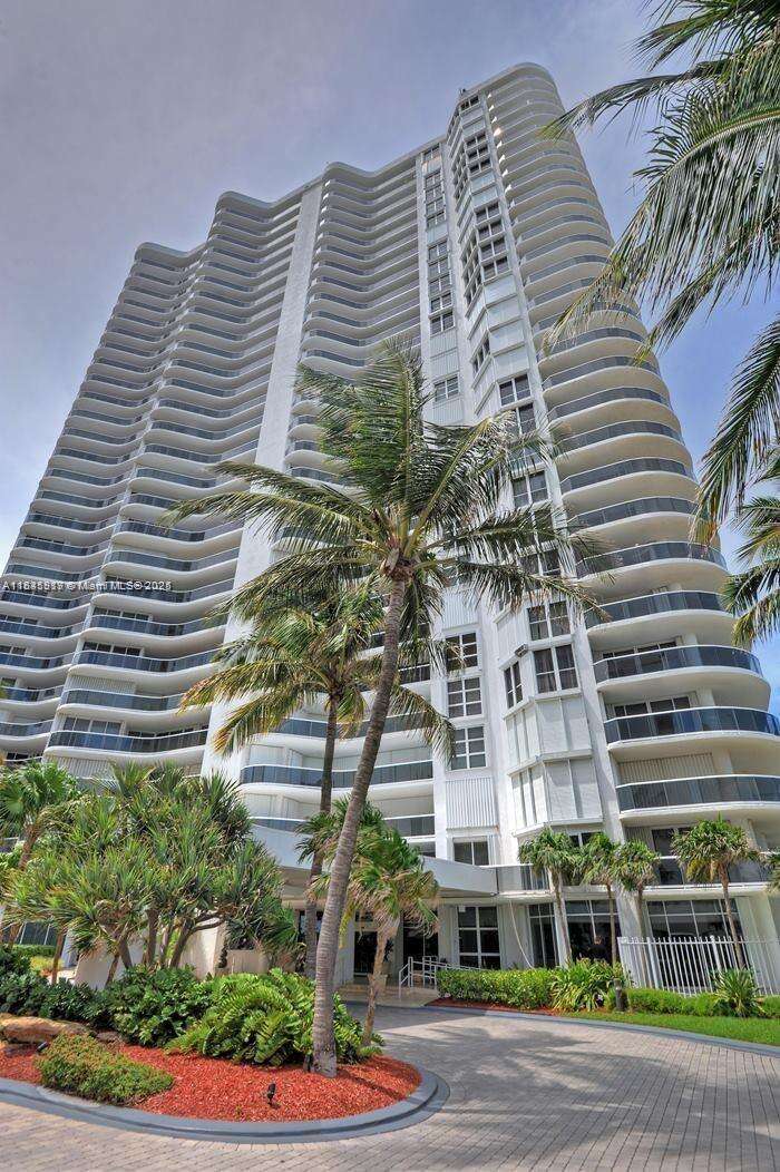 Sands Pointe at 16711 Collins Ave, Sunny Isles Beach, FL 33160 - For Sale photo 1