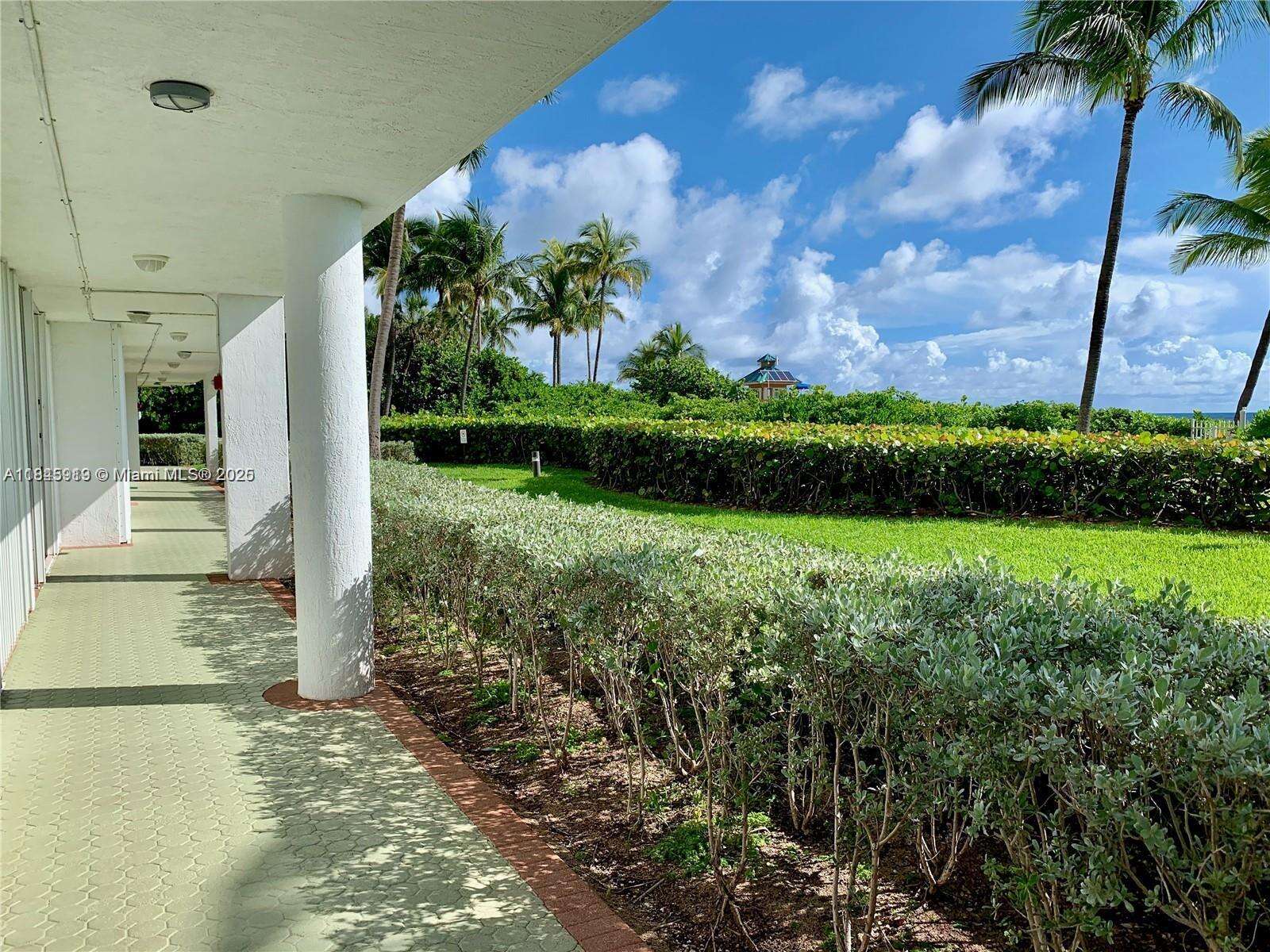 Sands Pointe at 16711 Collins Ave, Sunny Isles Beach, FL 33160 - For Sale photo 32