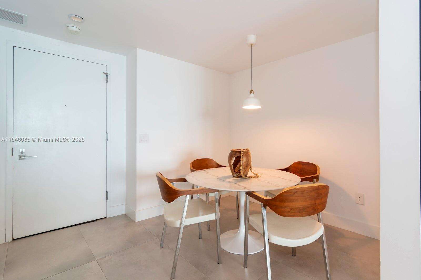 Paraiso Bay at 650 32 St, Miami, FL 33137 - For Sale photo 13