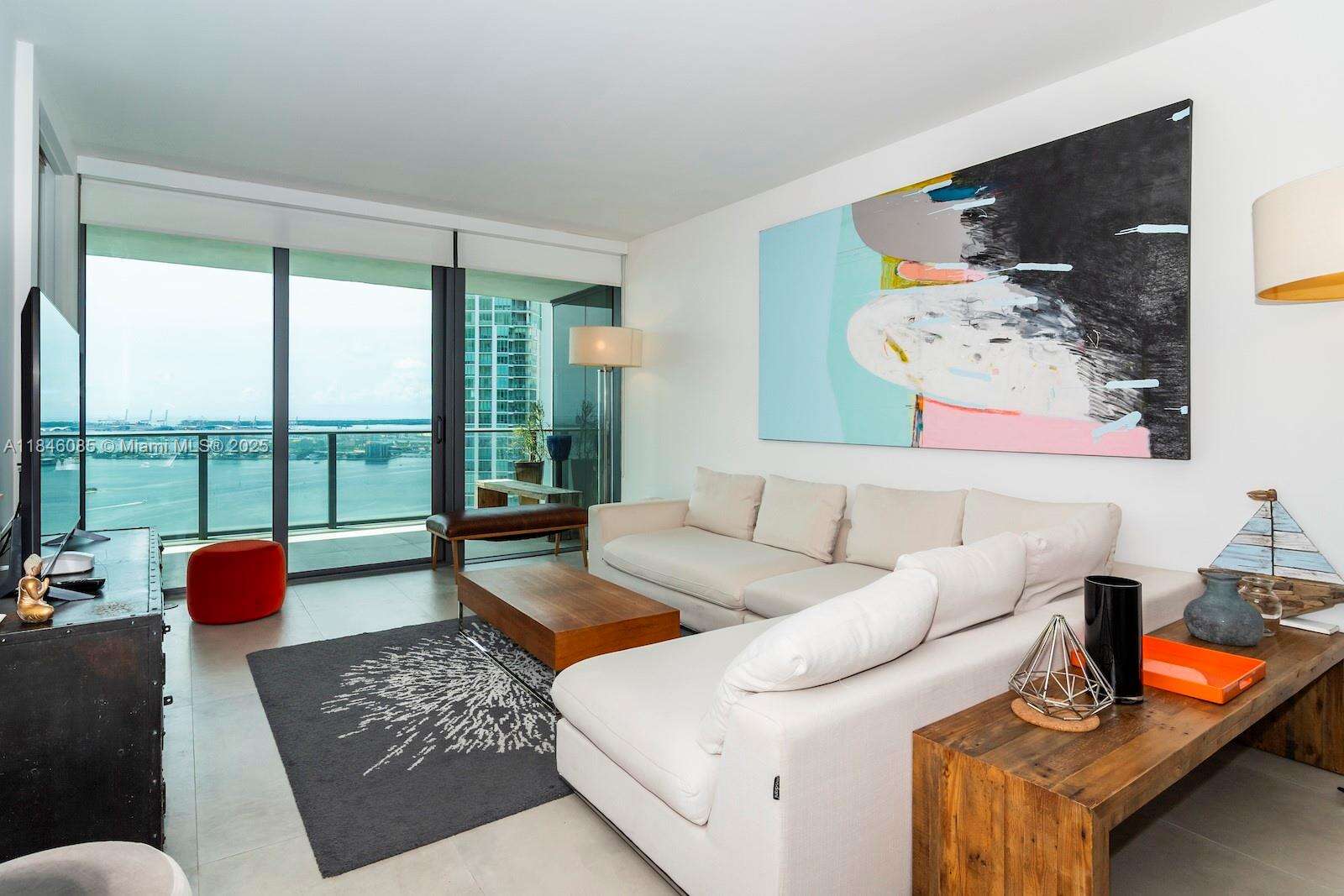 Paraiso Bay at 650 32 St, Miami, FL 33137 - For Sale photo 4