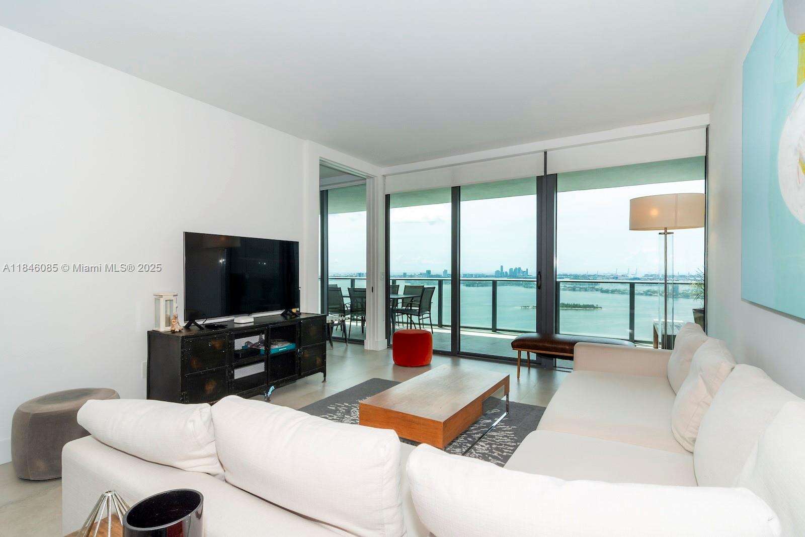 Paraiso Bay at 650 32 St, Miami, FL 33137 - For Sale photo 5