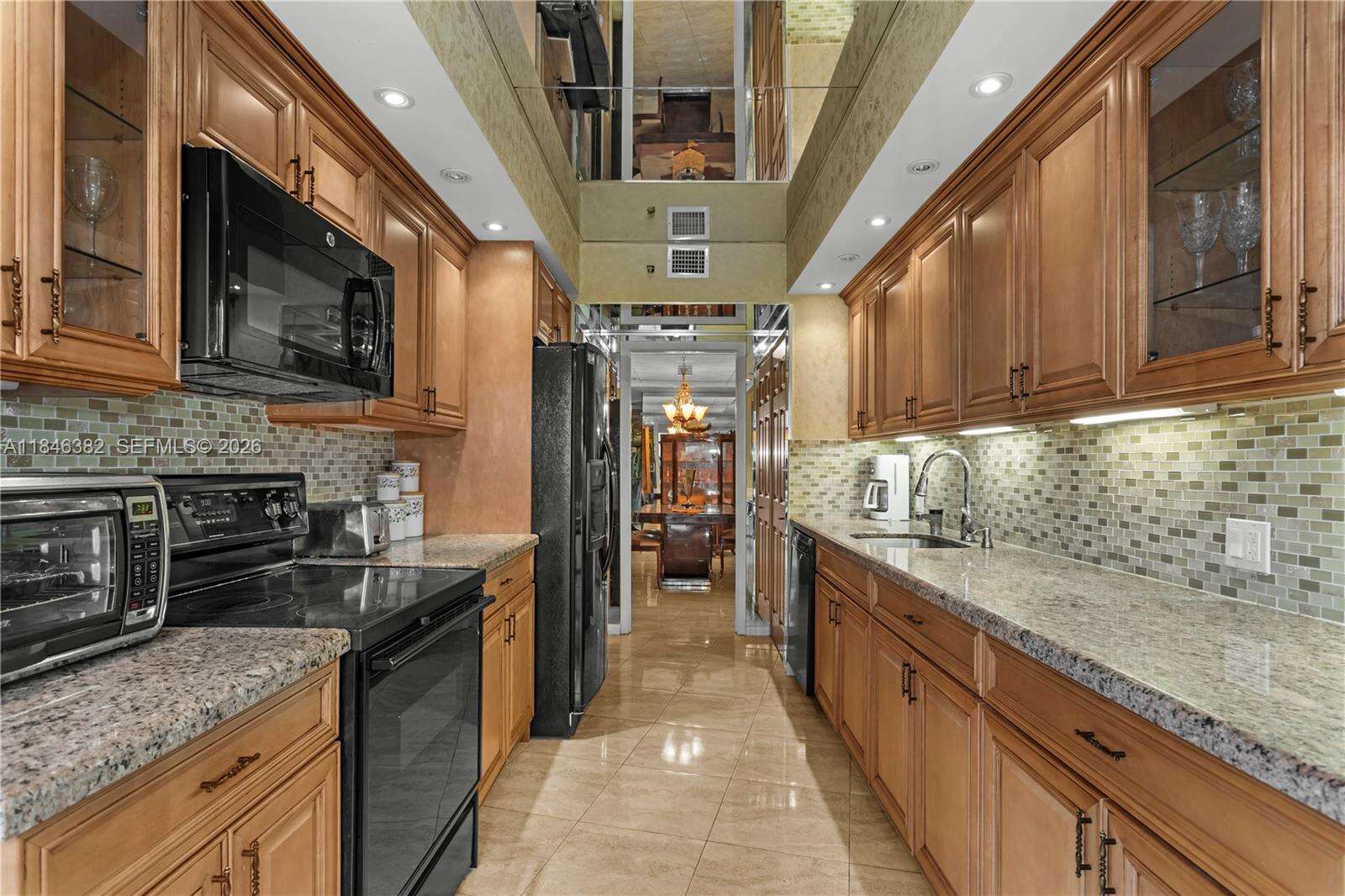Hamptons West at 20281 Country Club Dr, Aventura, FL 33180 - For Sale photo 16