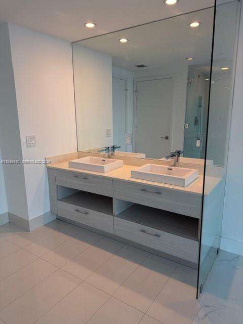 Paraiso Bay at 650 32 St, Miami, FL 33137 - For Sale photo 13