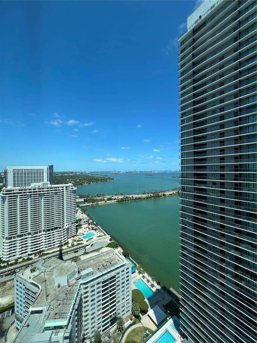 Paraiso Bay at 650 32 St, Miami, FL 33137 - For Sale photo 1