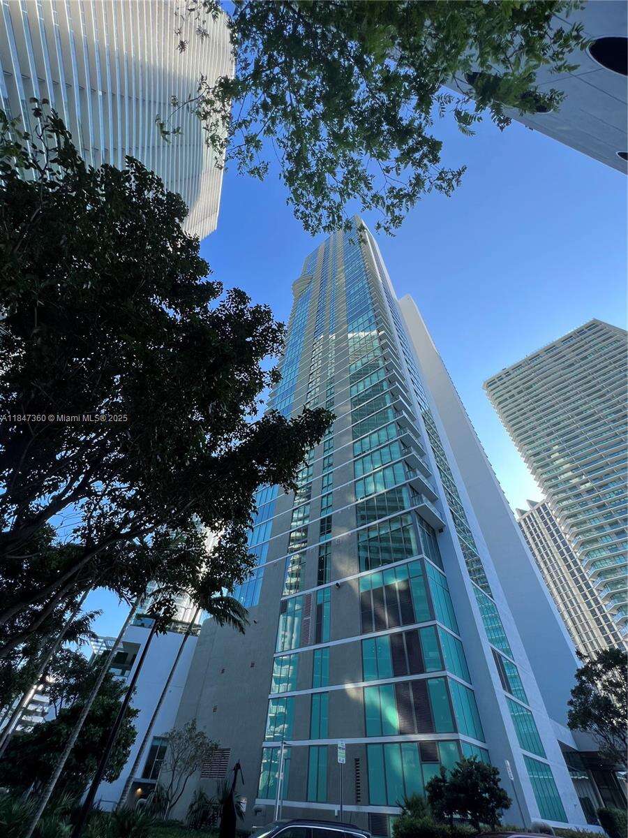Paraiso Bay at 650 32 St, Miami, FL 33137 - For Sale photo 3