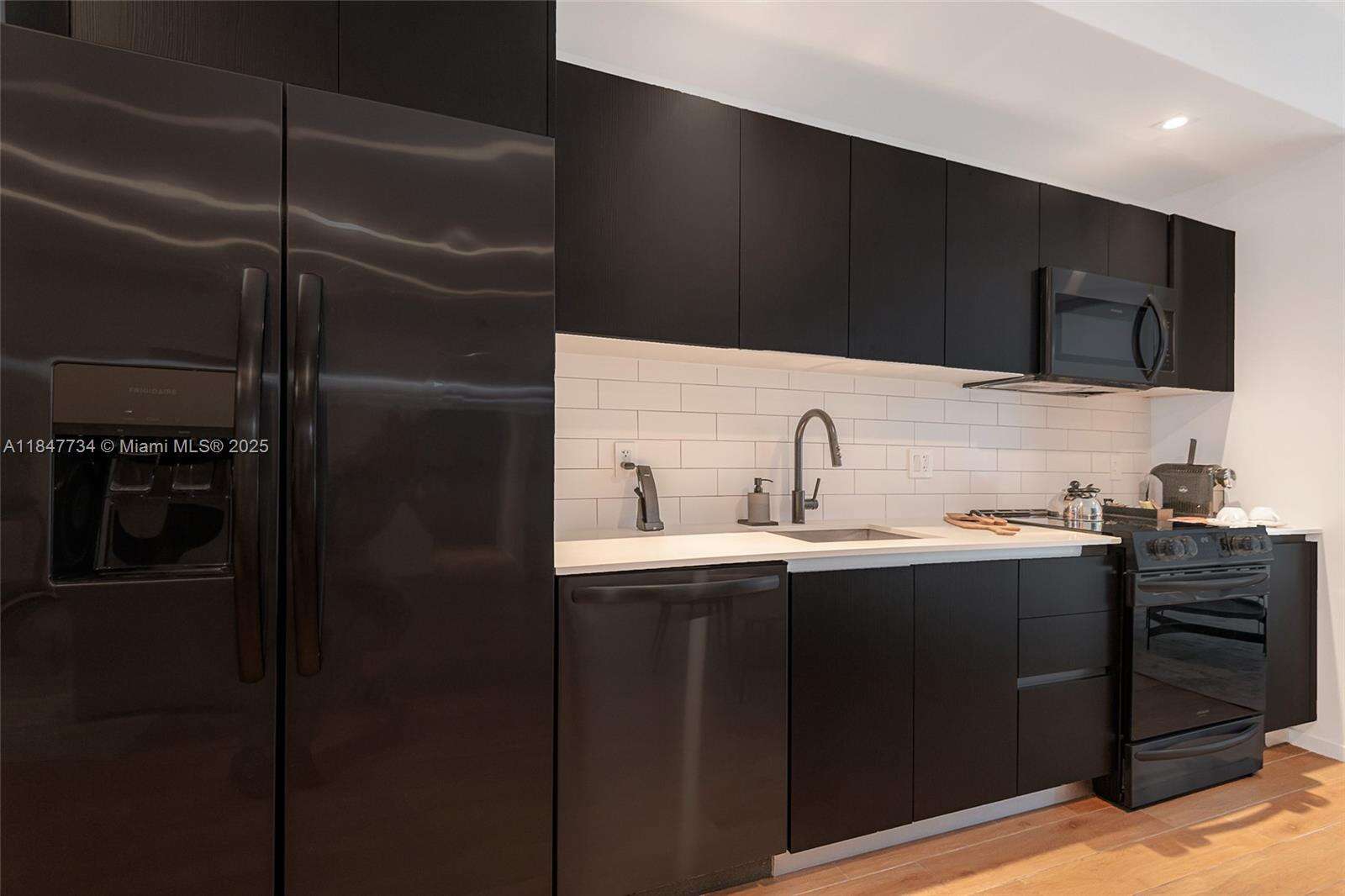 398 NE 5TH STREET - 398 5th St, Miami, FL 33132 | Picture 18