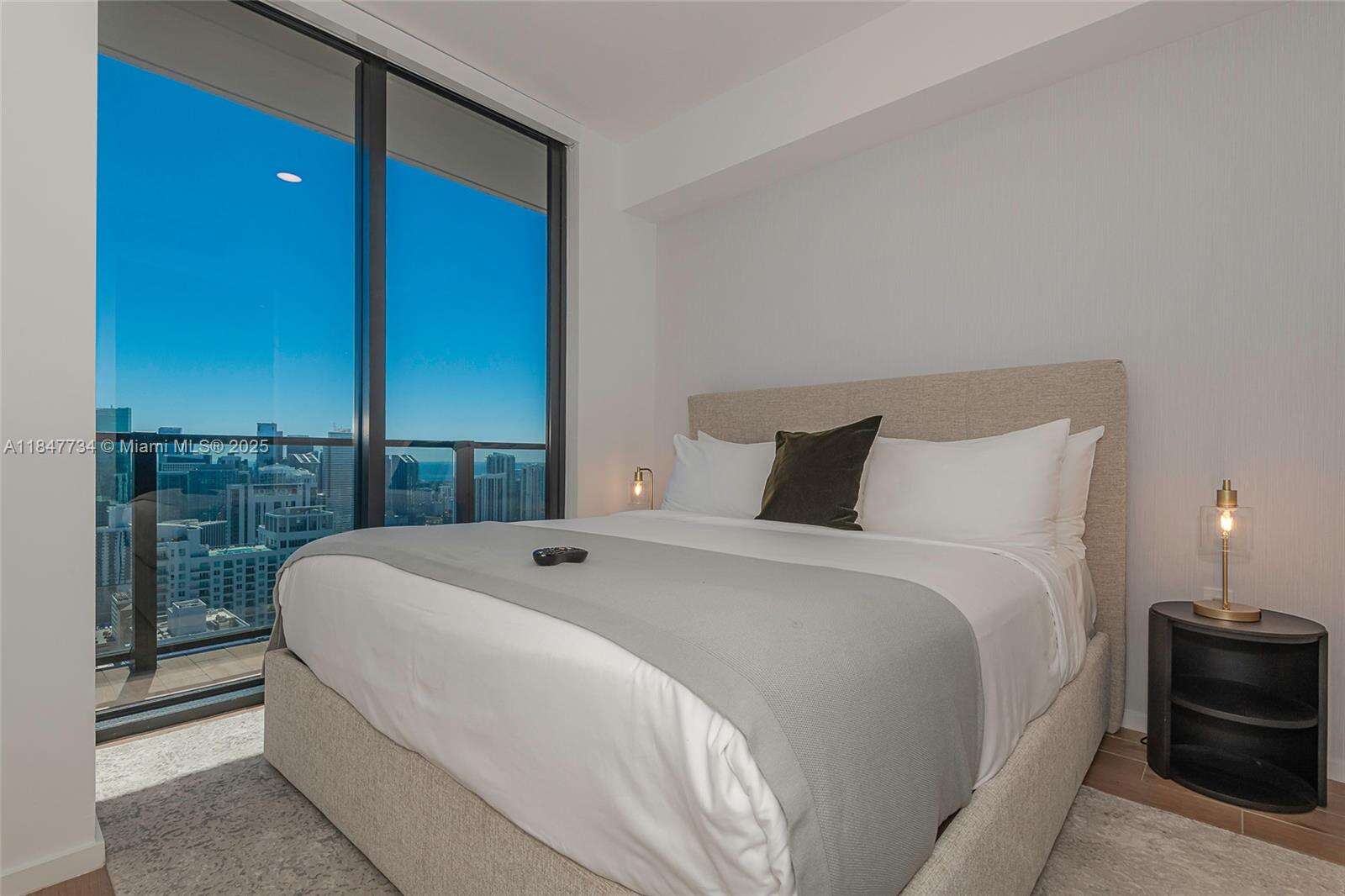 398 NE 5TH STREET - 398 5th St, Miami, FL 33132 | Picture 26