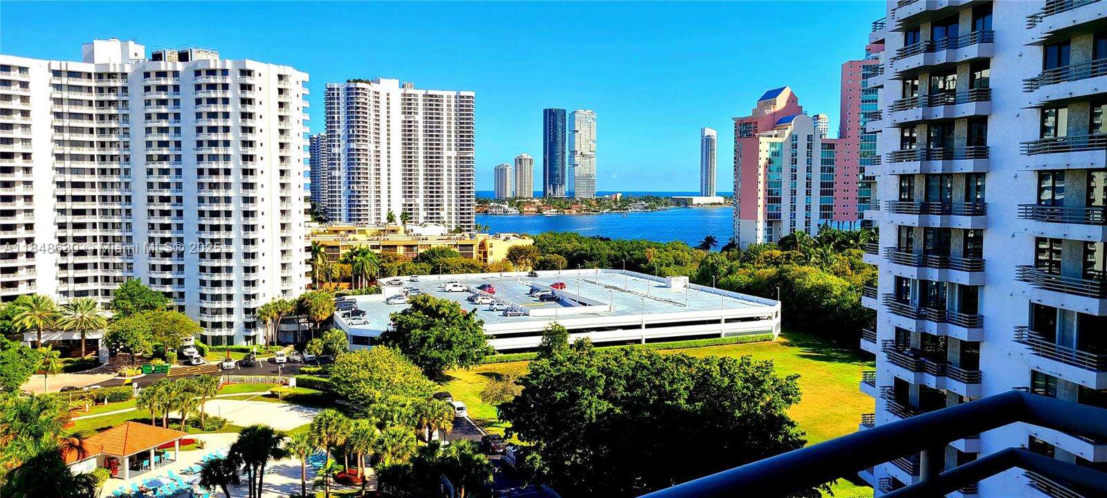 Parc Central Aventura South Condos for Sale & Rent | Picture 1
