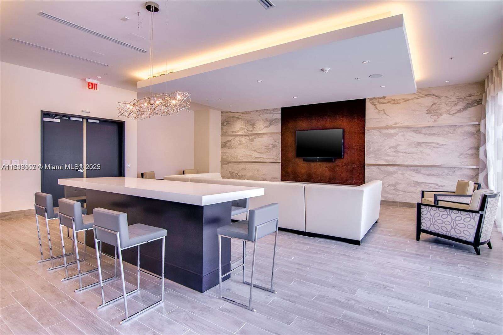 Nine At Mary Brickell Village at 999 1 Ave, Miami, FL 33130 - For Sale photo 38