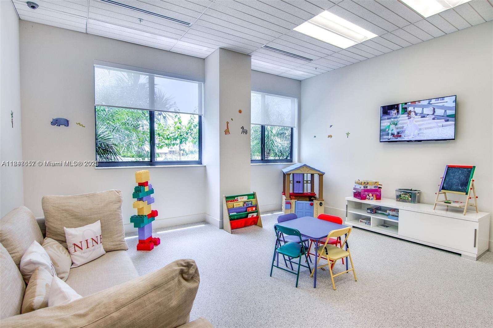 Nine At Mary Brickell Village at 999 1 Ave, Miami, FL 33130 - For Sale photo 49