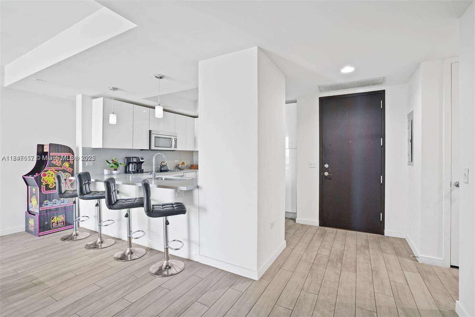 Nine At Mary Brickell Village at 999 1 Ave, Miami, FL 33130 - For Sale photo 6