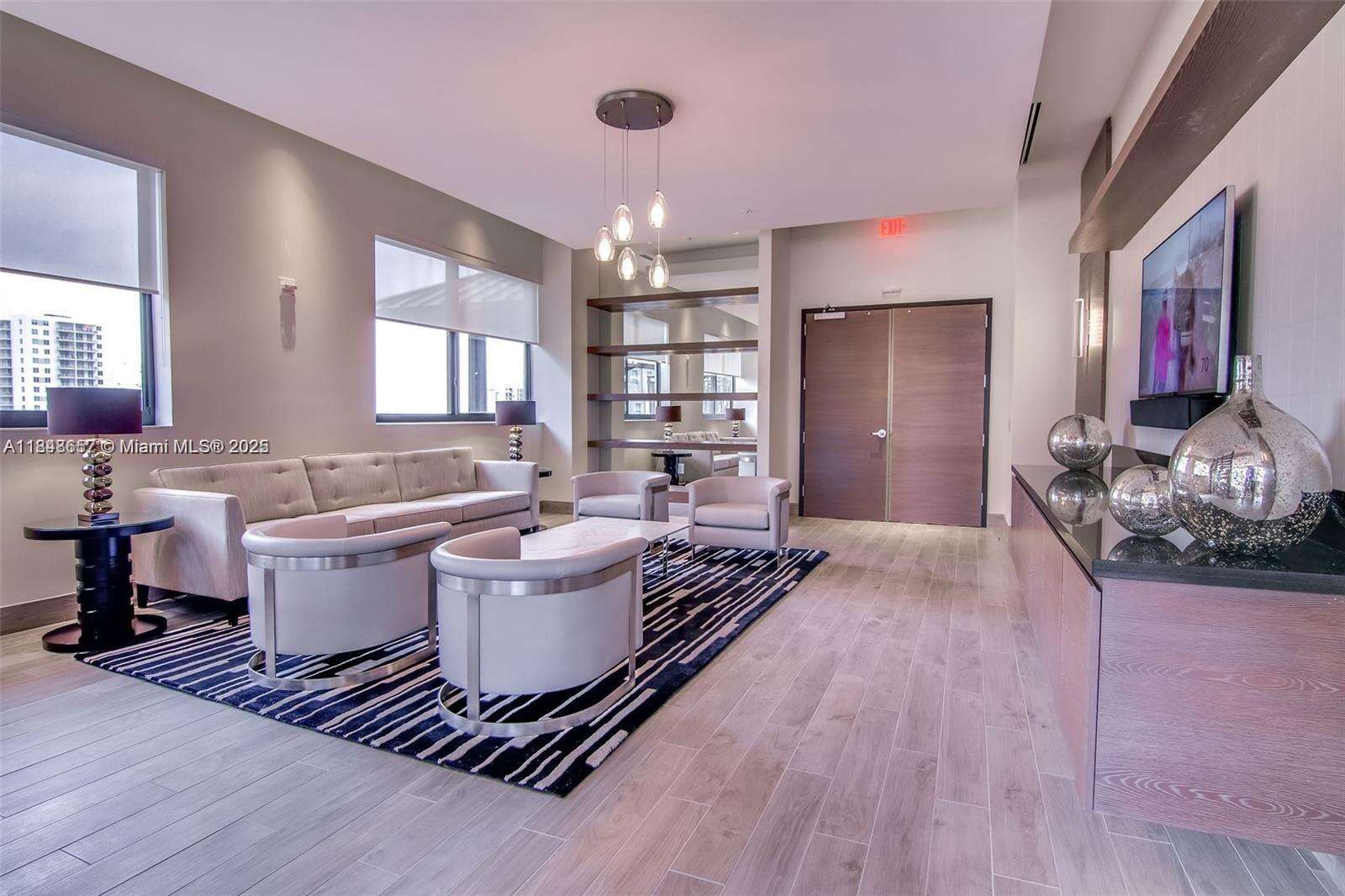Nine At Mary Brickell Village at 999 1 Ave, Miami, FL 33130 - For Sale photo 51