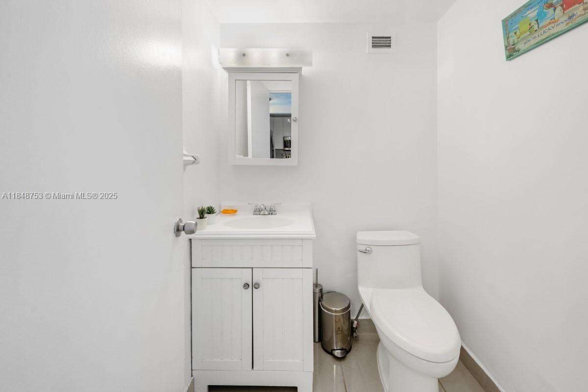 The Pavilion at 5601 Collins Ave, Miami Beach, FL 33140 - For Sale photo 14