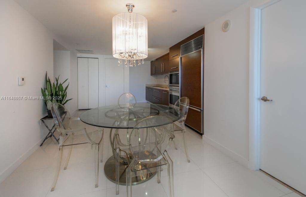 Icon Brickell 3 at 485 Brickell Ave, Miami, FL 33131 - For Sale photo 10