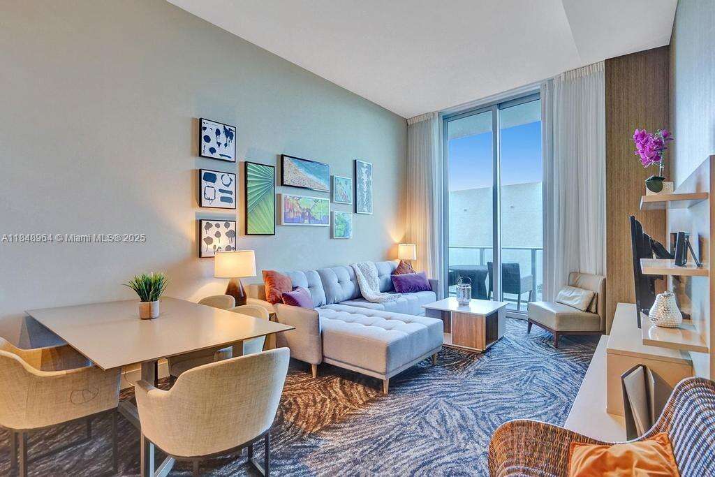 Hyde Resort at 4111 Ocean Dr, Hollywood, FL 33019 - For Sale photo 1