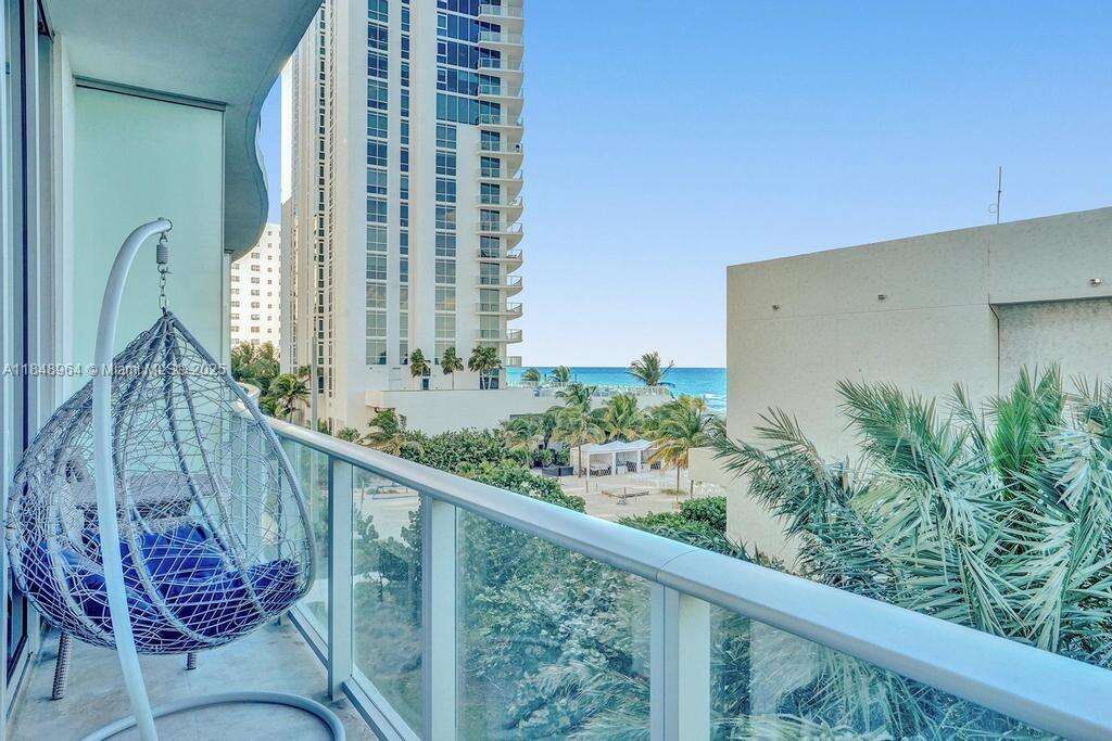 Hyde Resort at 4111 Ocean Dr, Hollywood, FL 33019 - For Sale photo 12
