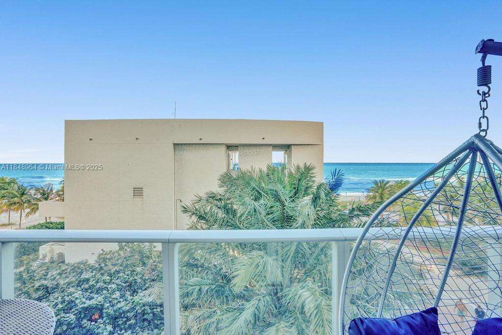 Hyde Resort at 4111 Ocean Dr, Hollywood, FL 33019 - For Sale photo 14