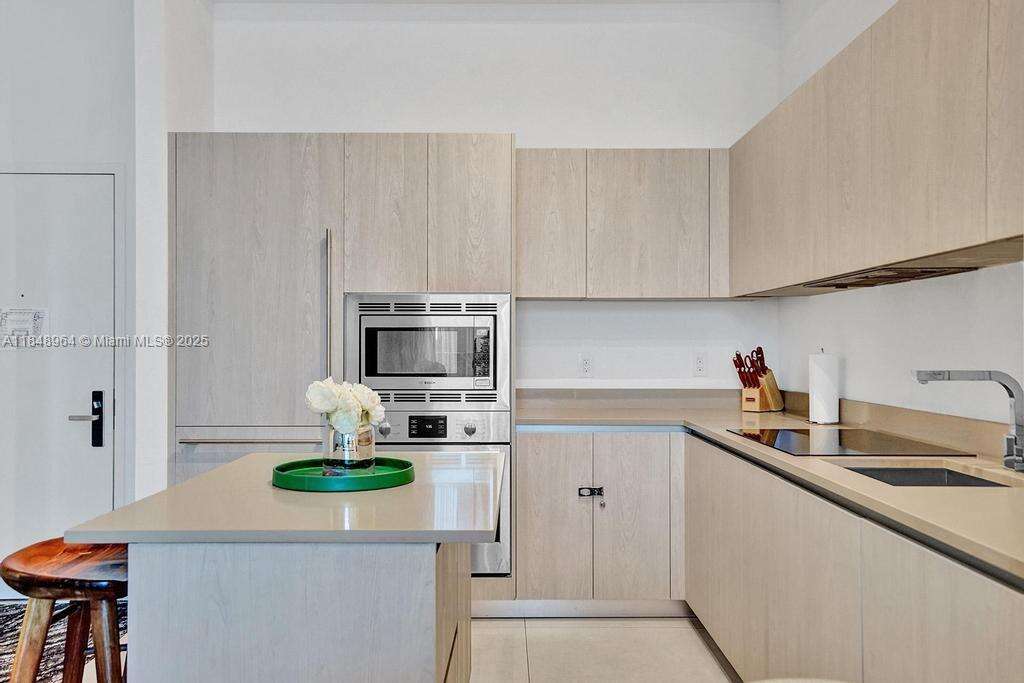 Hyde Resort at 4111 Ocean Dr, Hollywood, FL 33019 - For Sale photo 18