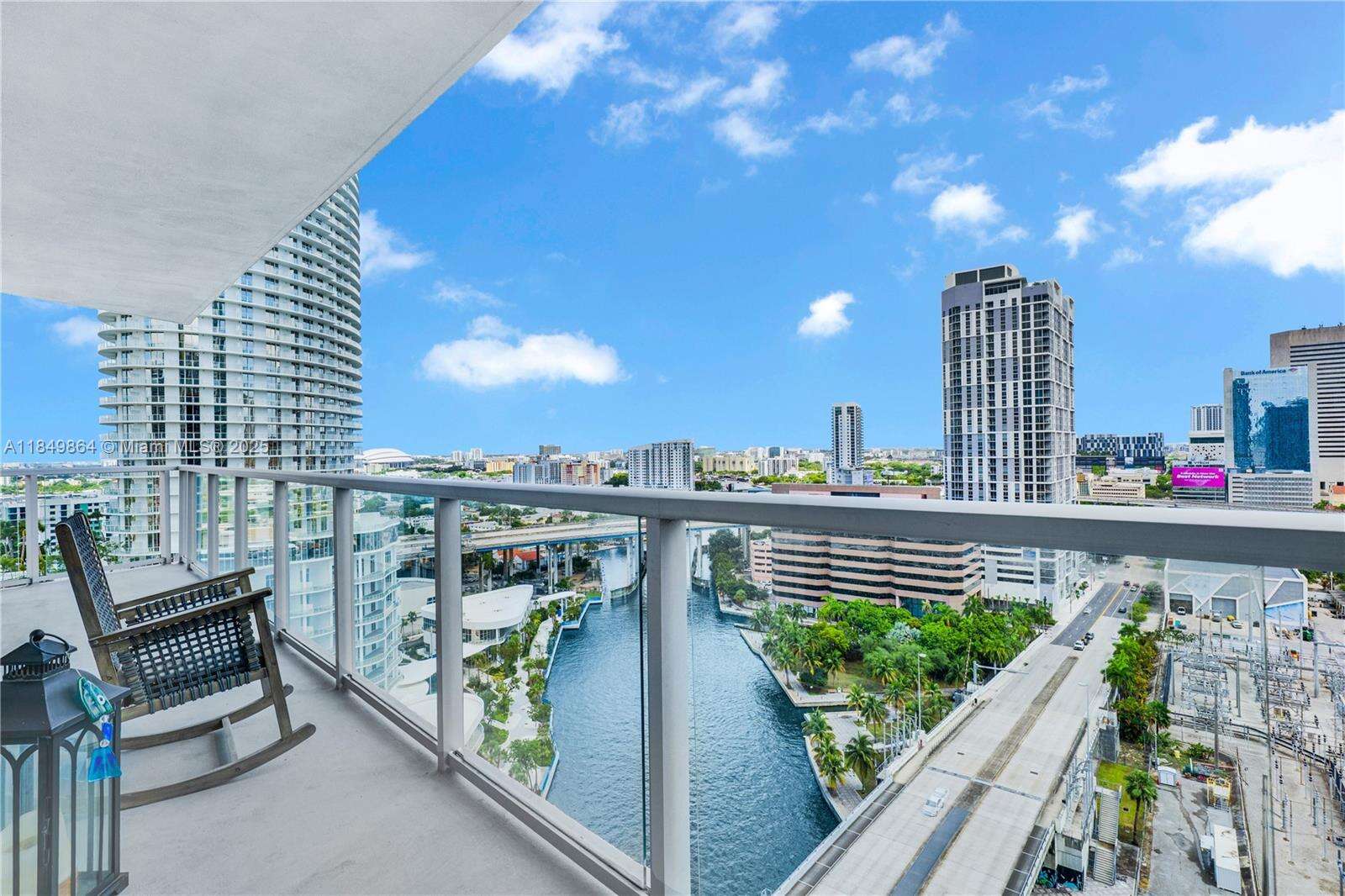 Latitude On The River at 185 7 St, Miami, FL 33130 - For Sale photo 2