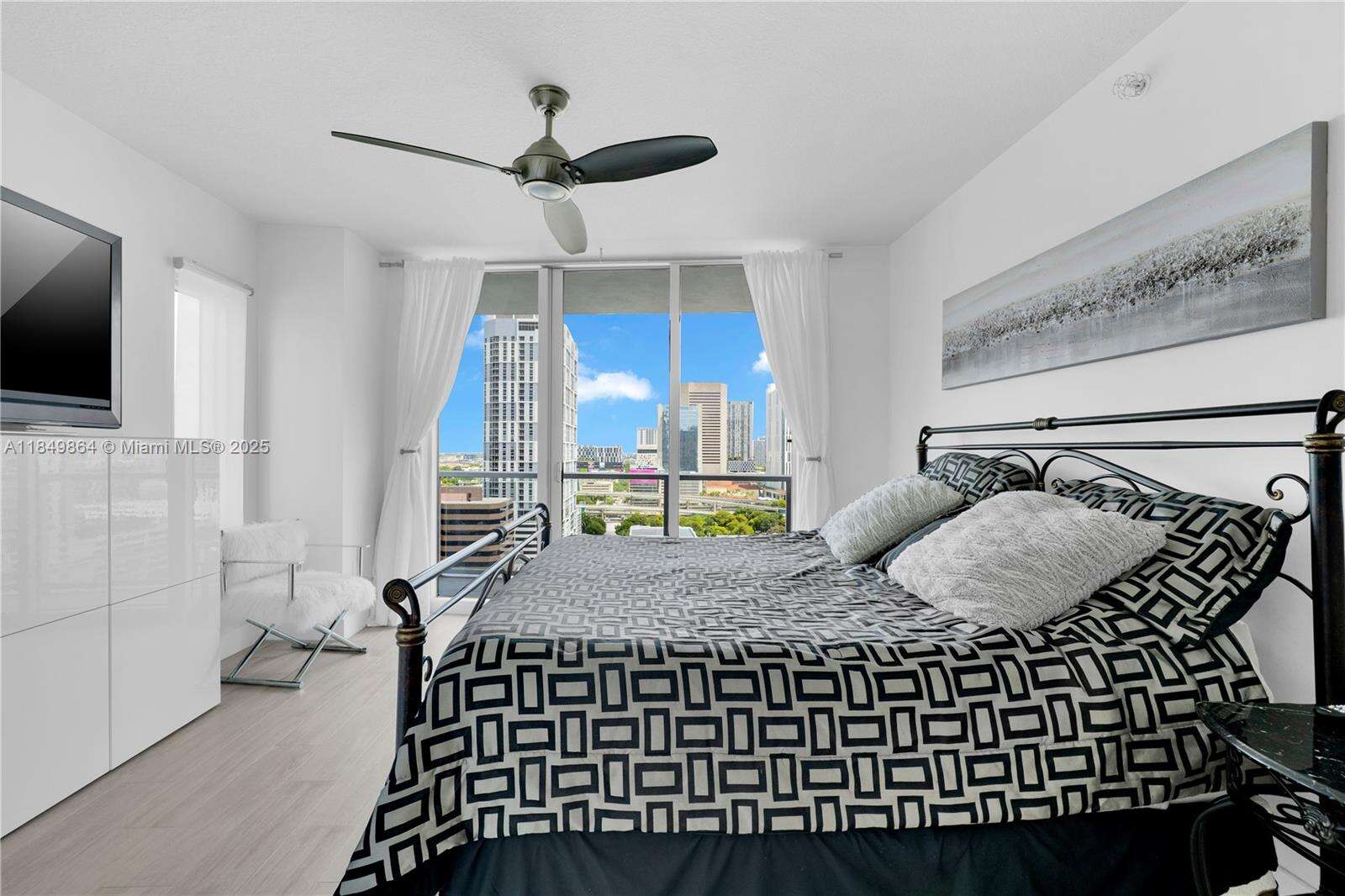 Latitude On The River at 185 7 St, Miami, FL 33130 - For Sale photo 15