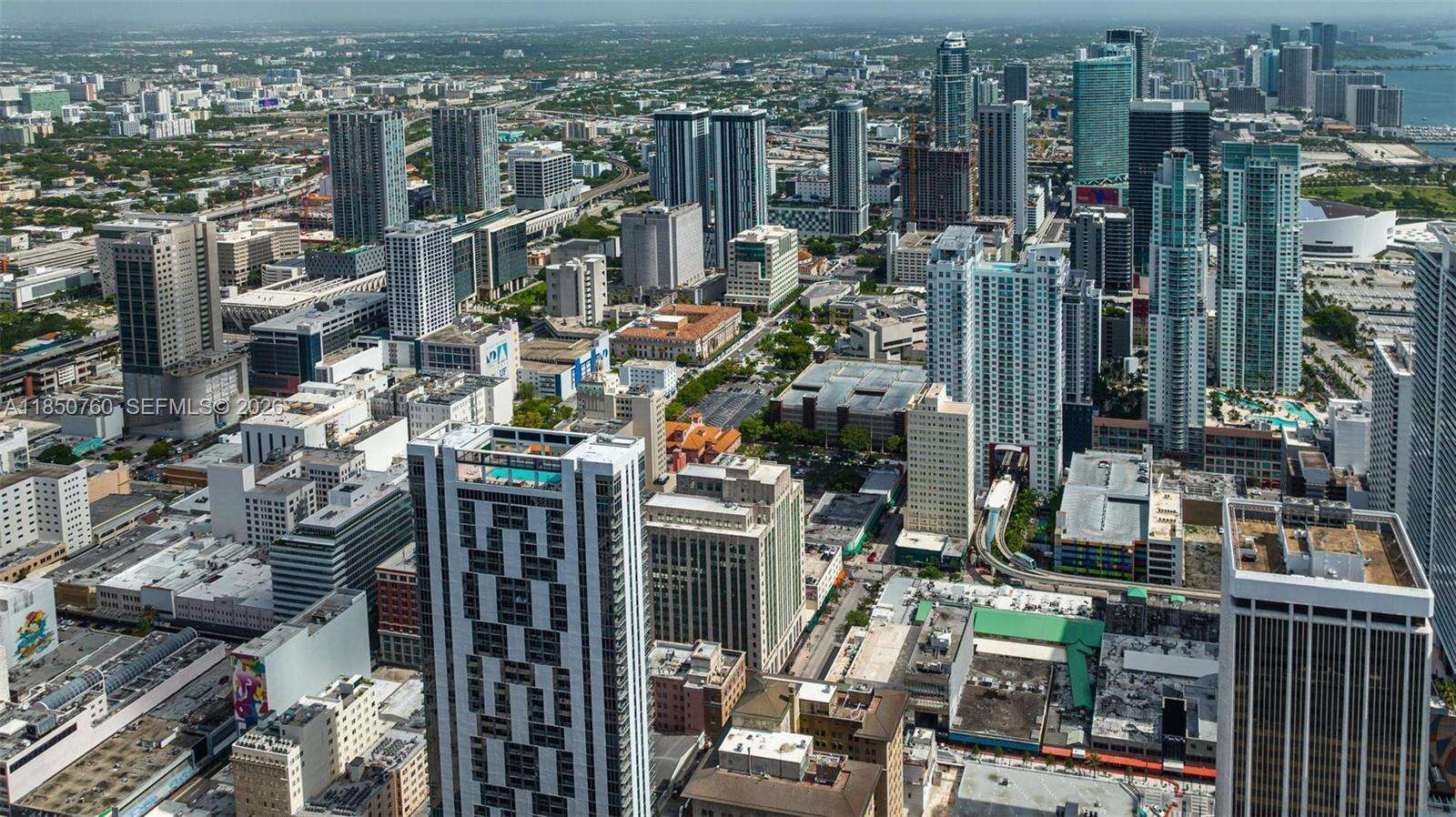 Centro at 151 1 St, Miami, FL 33131 - For Sale photo 29