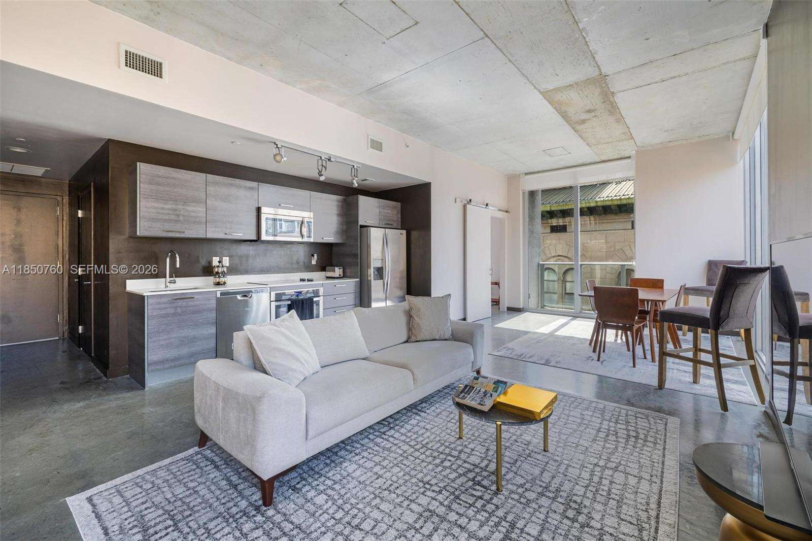 Centro at 151 1 St, Miami, FL 33131 - For Sale photo 5