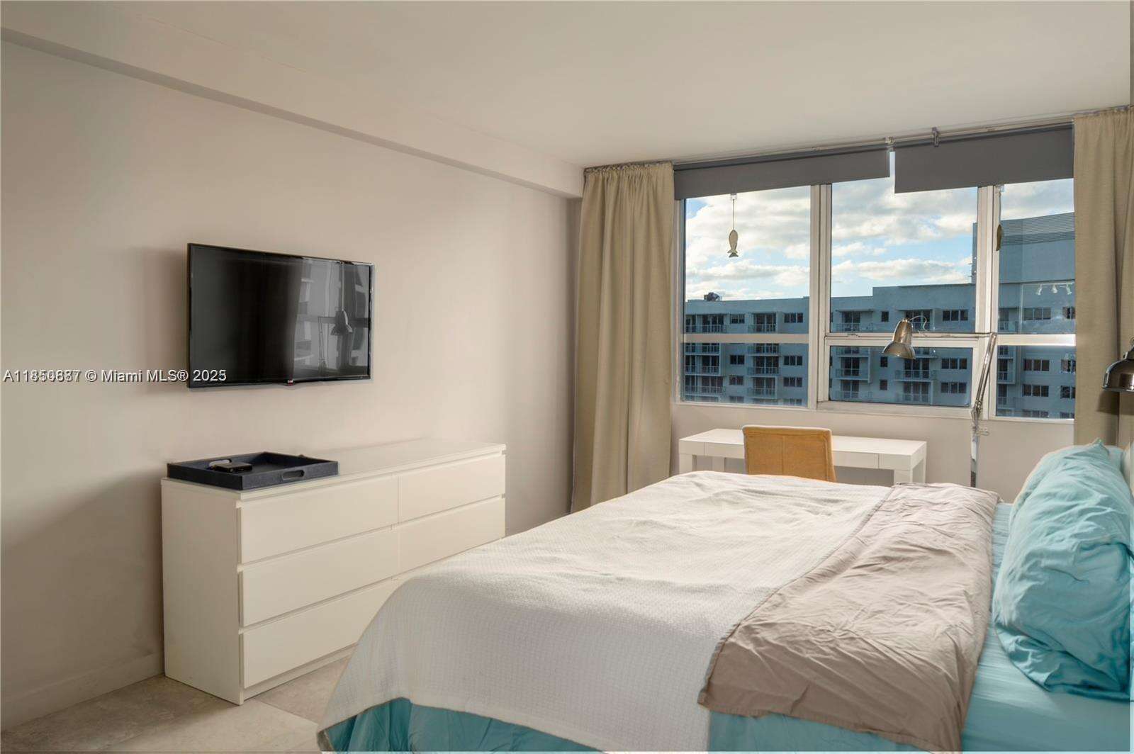 Flamingo South Beach at 1500 Bay Rd, Miami Beach, FL 33139 - For Sale photo 7