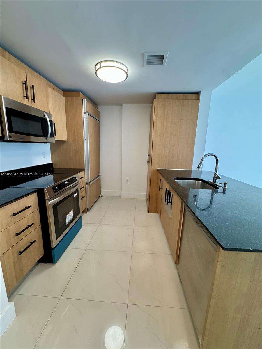 Harbour House at 10275 Collins Ave, Bal Harbour, FL 33154 - For Sale photo 1