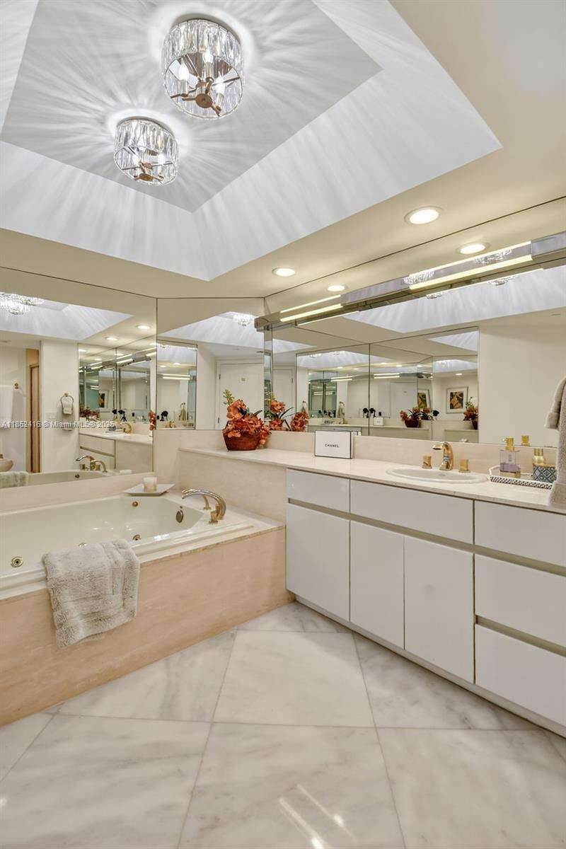 3000 Williams Island at 3000 Island Blvd, Aventura, FL 33160 - For Sale photo 34