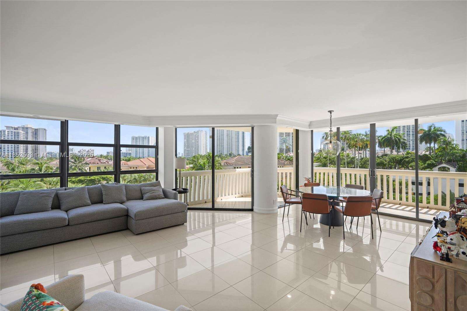 1000 Williams Island at 1000 Island Blvd, Aventura, FL 33160 - For Sale photo 2