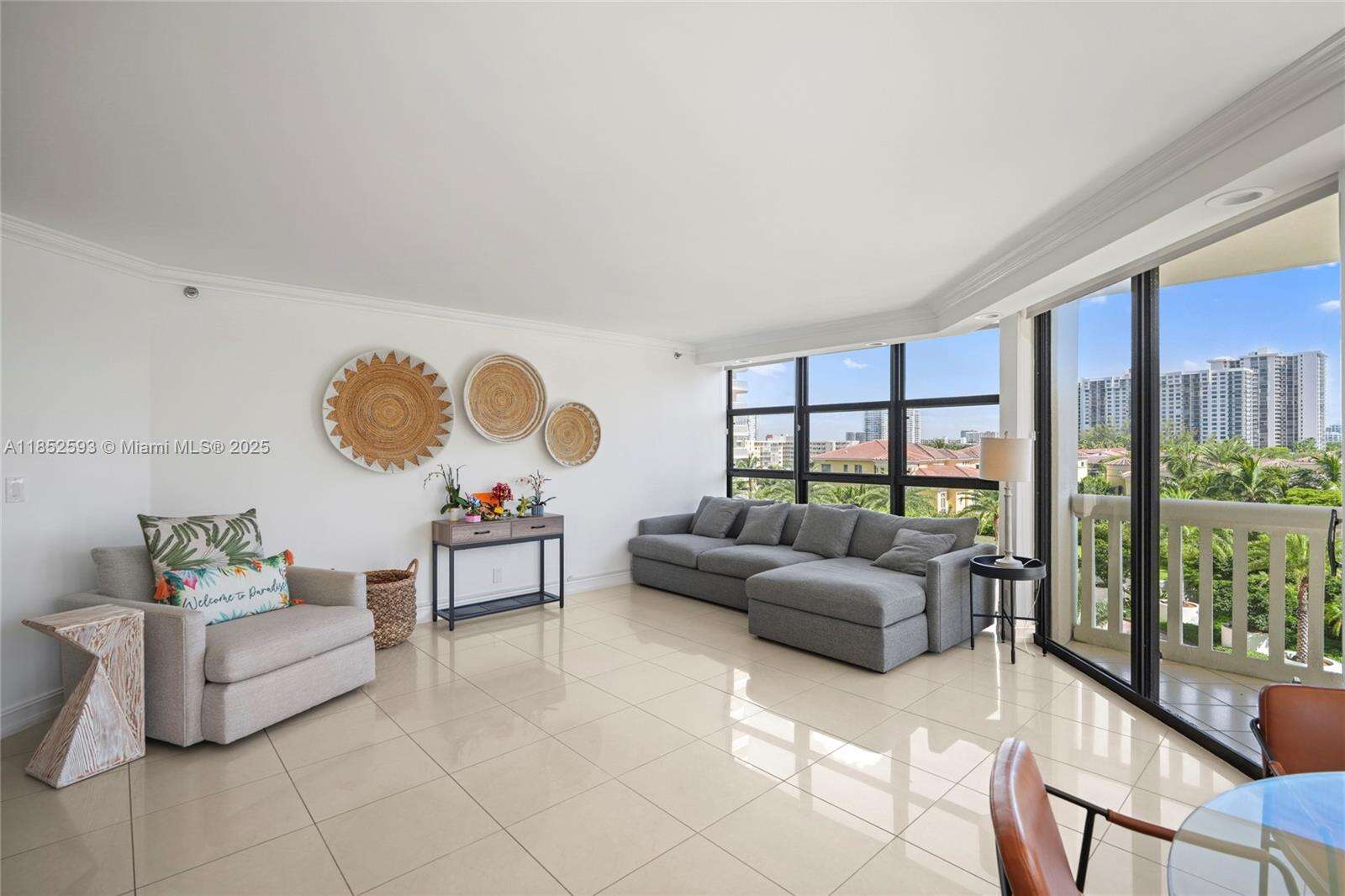 1000 Williams Island at 1000 Island Blvd, Aventura, FL 33160 - For Sale photo 4
