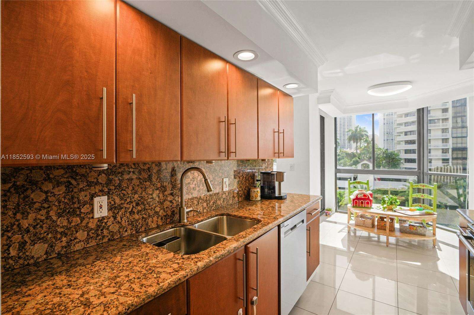1000 Williams Island at 1000 Island Blvd, Aventura, FL 33160 - For Sale photo 31