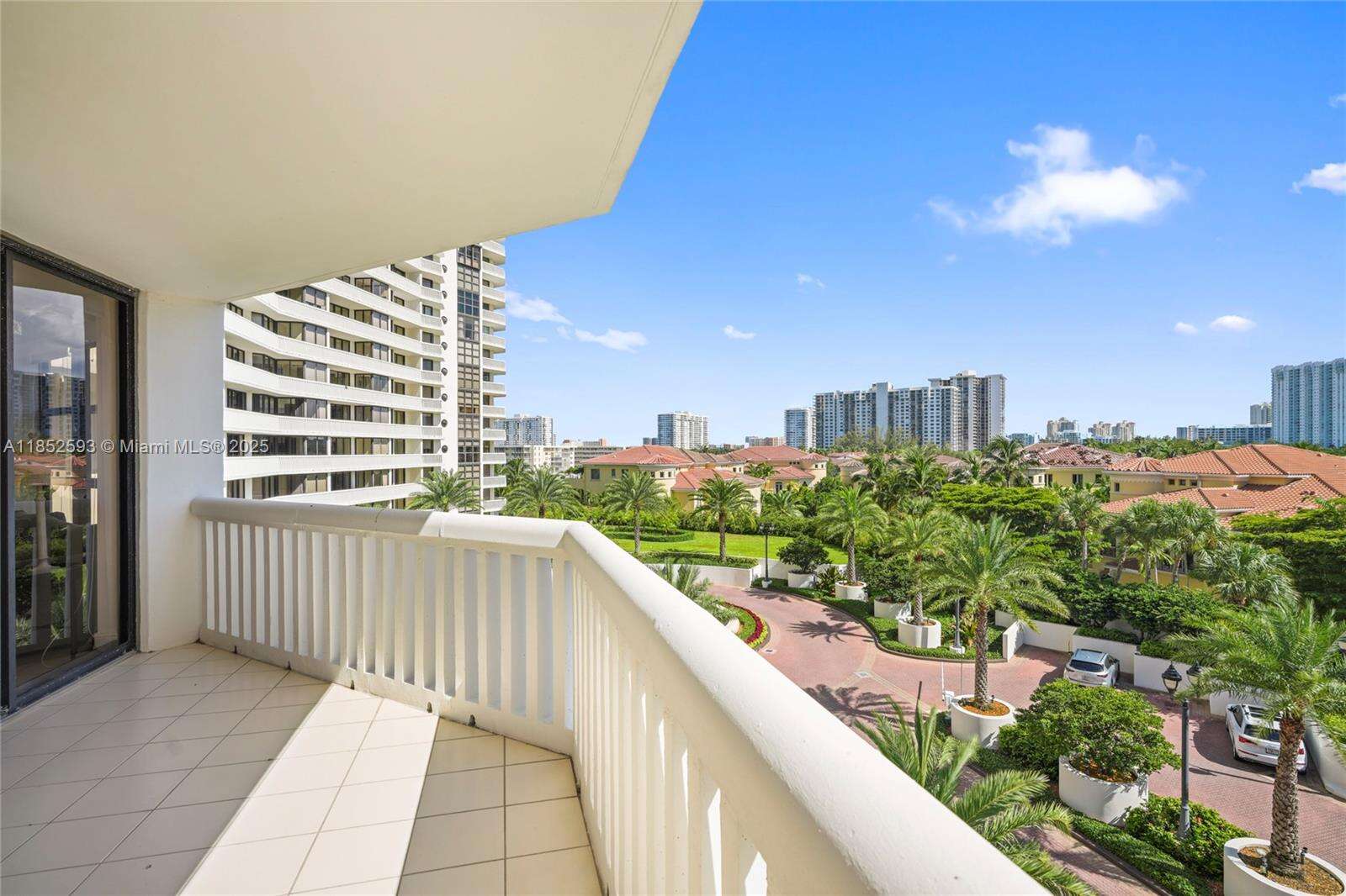 1000 Williams Island at 1000 Island Blvd, Aventura, FL 33160 - For Sale photo 38