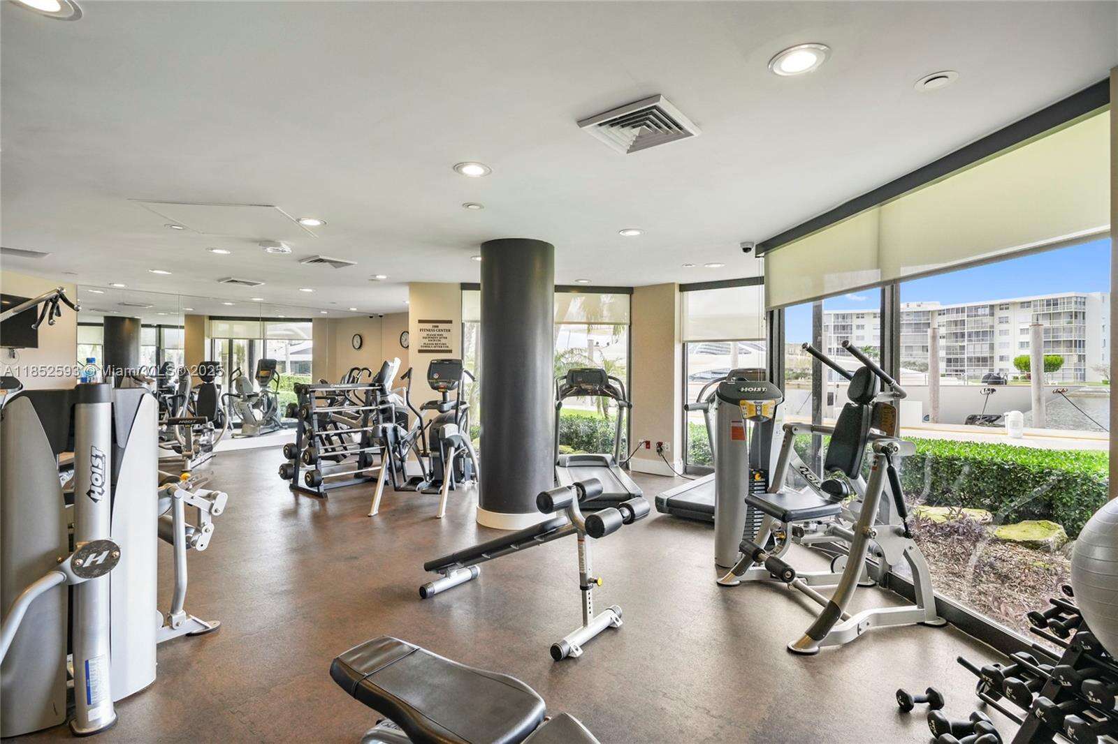 1000 Williams Island at 1000 Island Blvd, Aventura, FL 33160 - For Sale photo 44