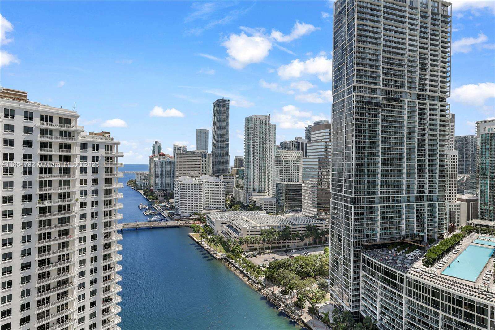 Carbonell at 901 Brickell Key Blvd, Miami, FL 33131 - For Sale photo 13