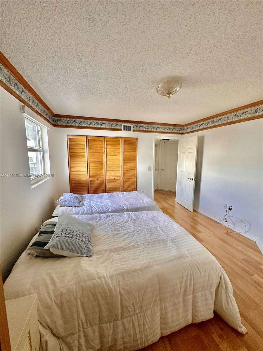 La Gorce Palace at 6301 Collins Ave, Miami Beach, FL 33141 - For Sale photo 12