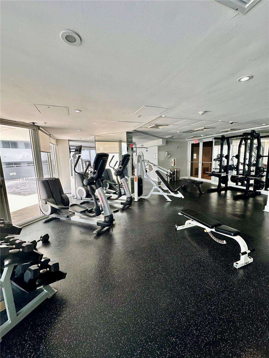 La Gorce Palace at 6301 Collins Ave, Miami Beach, FL 33141 - For Sale photo 25