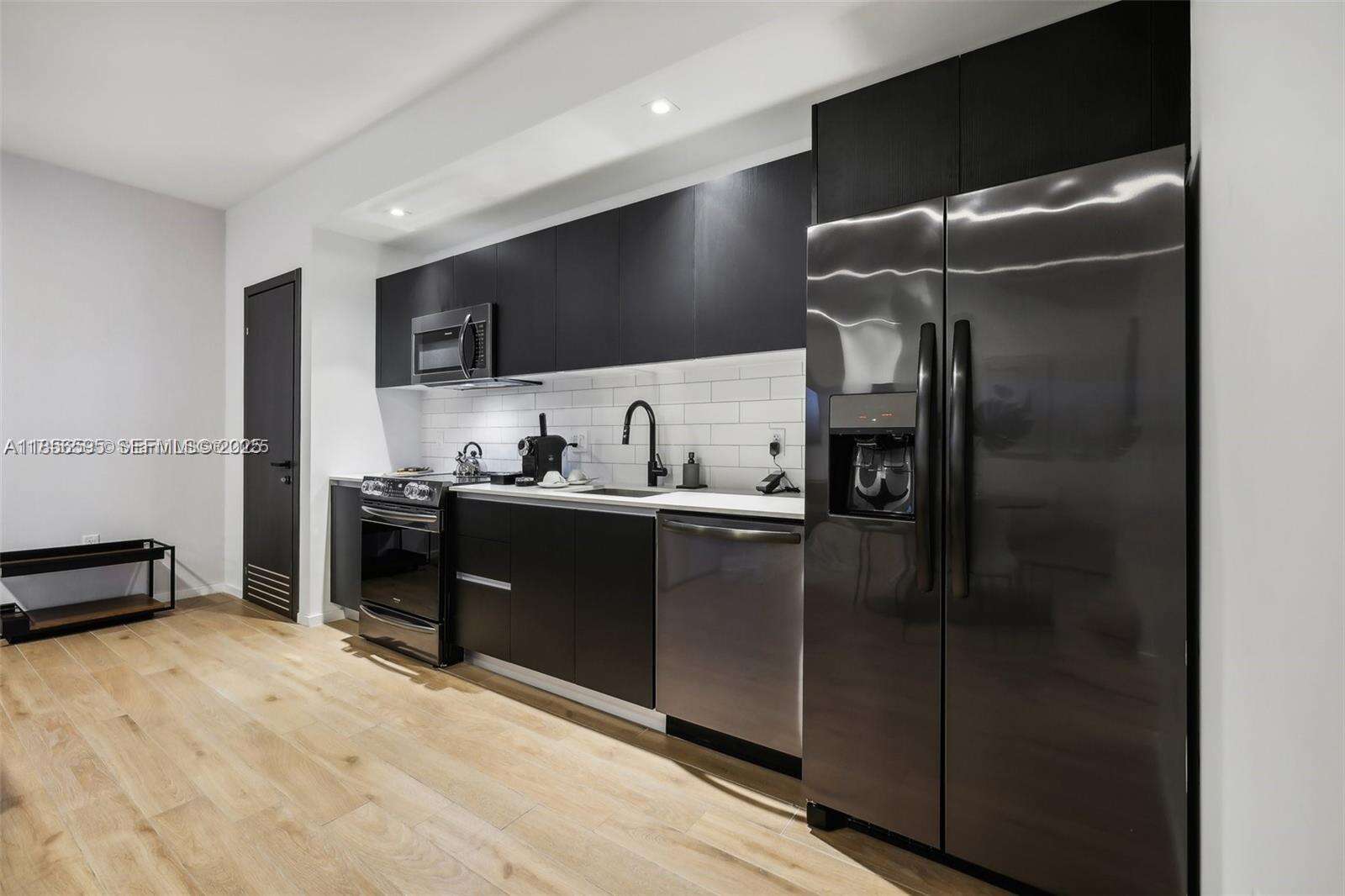 The Elser at 398 5 St, Miami, FL 33132 - For Sale photo 12