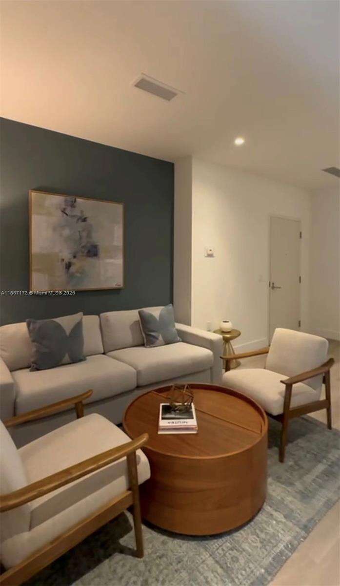 Smart Brickell Lodging 1 Condos for Sale & Rent | Picture 1