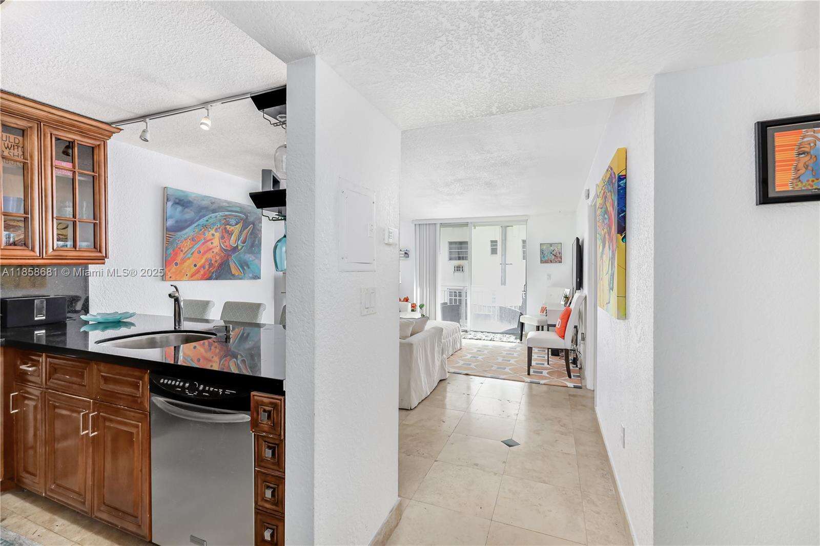 Ocean Point at 345 Ocean Dr, Miami Beach, FL 33139 - For Sale photo 2