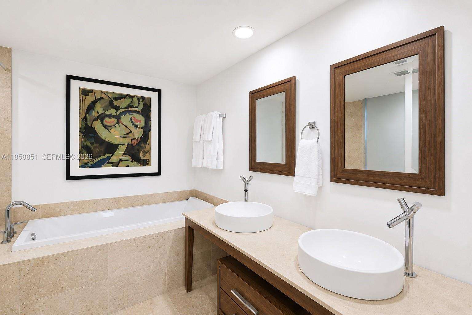 Icon Brickell 2 at 495 Brickell Ave, Miami, FL 33131 - For Sale photo 14
