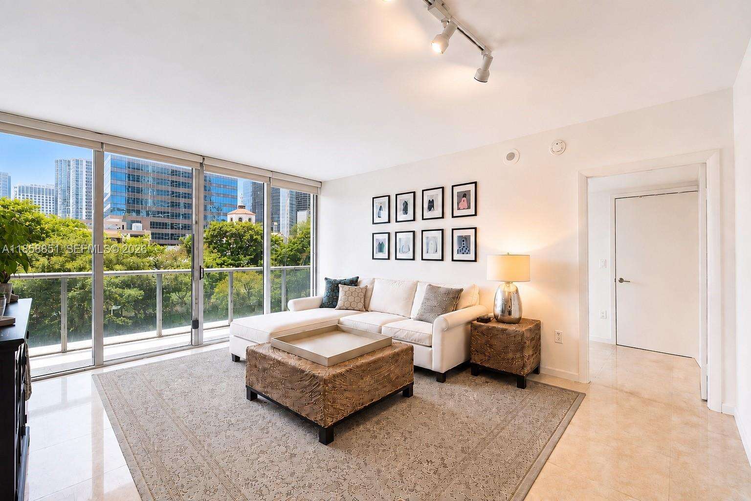 Icon Brickell 2 at 495 Brickell Ave, Miami, FL 33131 - For Sale photo 7