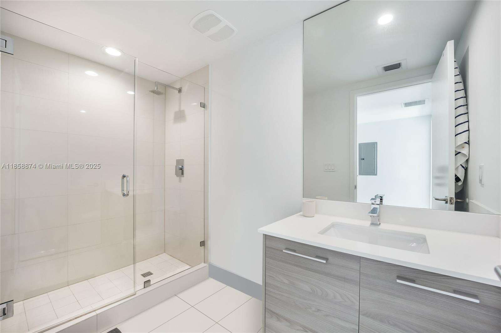 Sls Brickell at 1300 Miami Ave, Miami, FL 33130 - For Sale photo 6