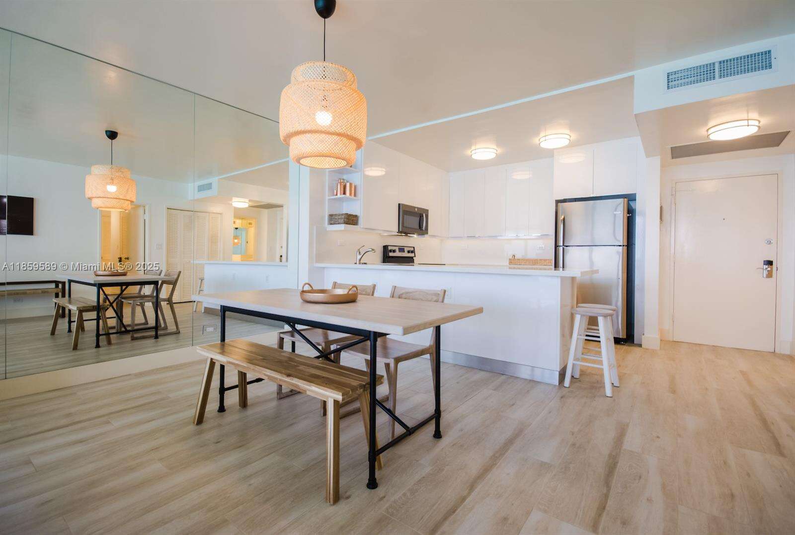 The Pavilion at 5601 Collins Ave, Miami Beach, FL 33140 - For Sale photo 2