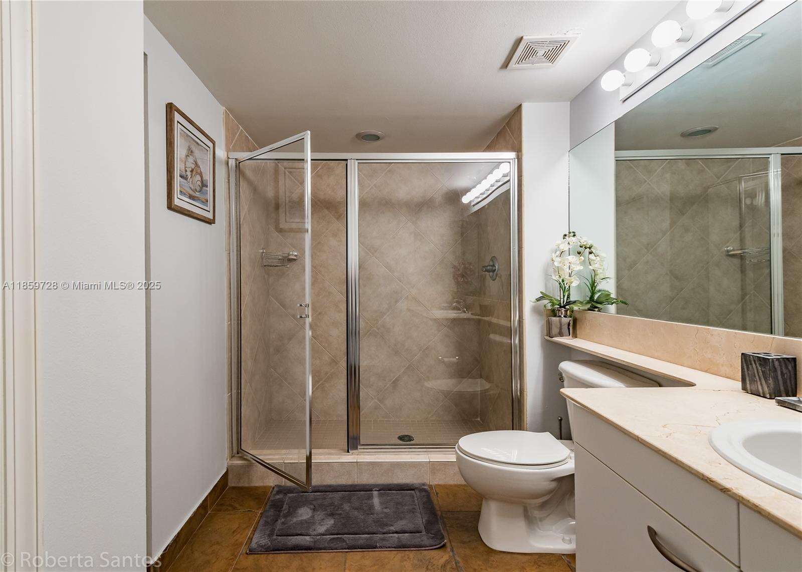 2080 Ocean Dr, Hallandale Beach, FL 33009 - For Sale photo 24