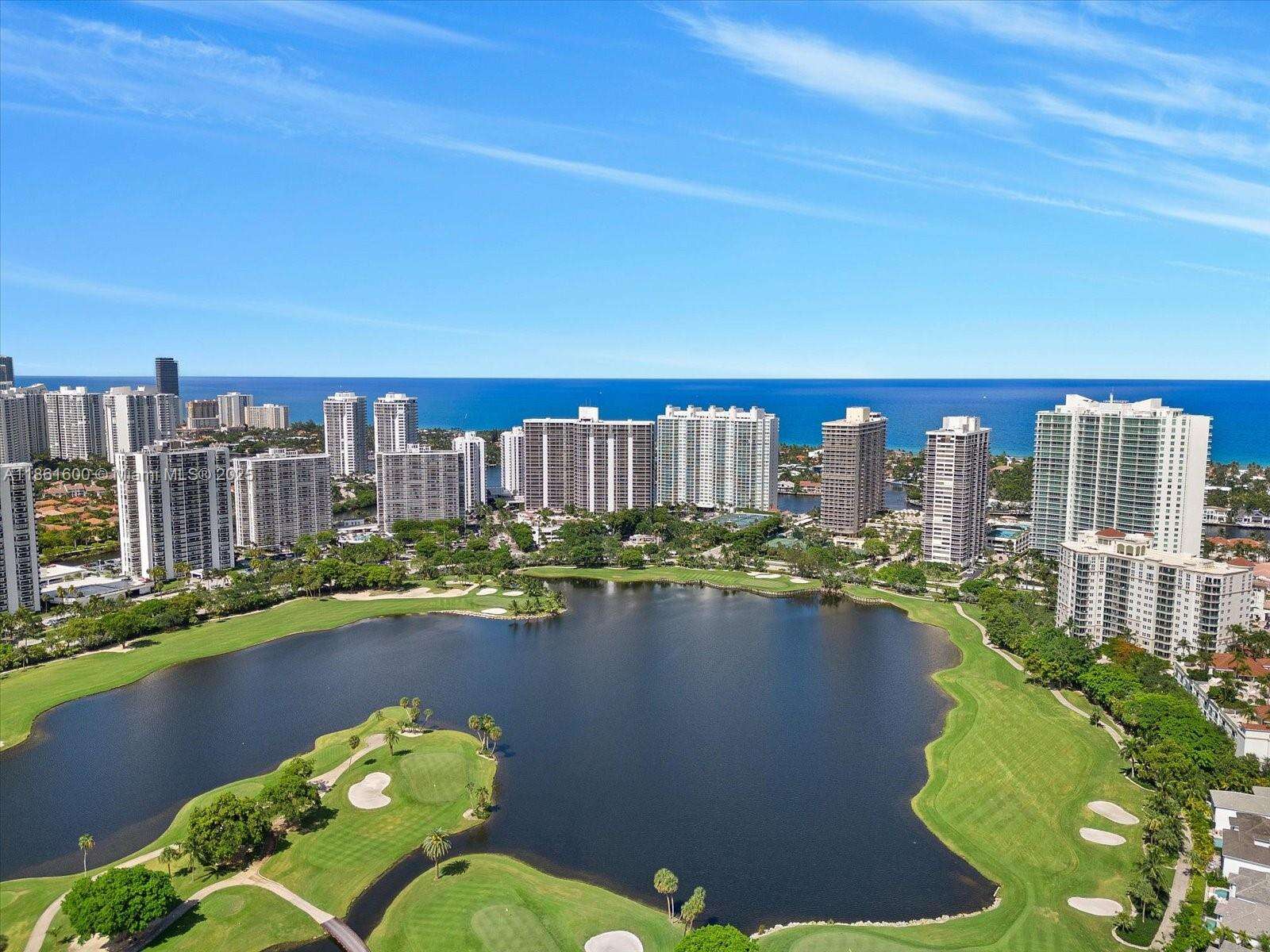 HAMPTONS SOUTH - 20201 Country Club Dr, Aventura, FL 33180 | Picture 25