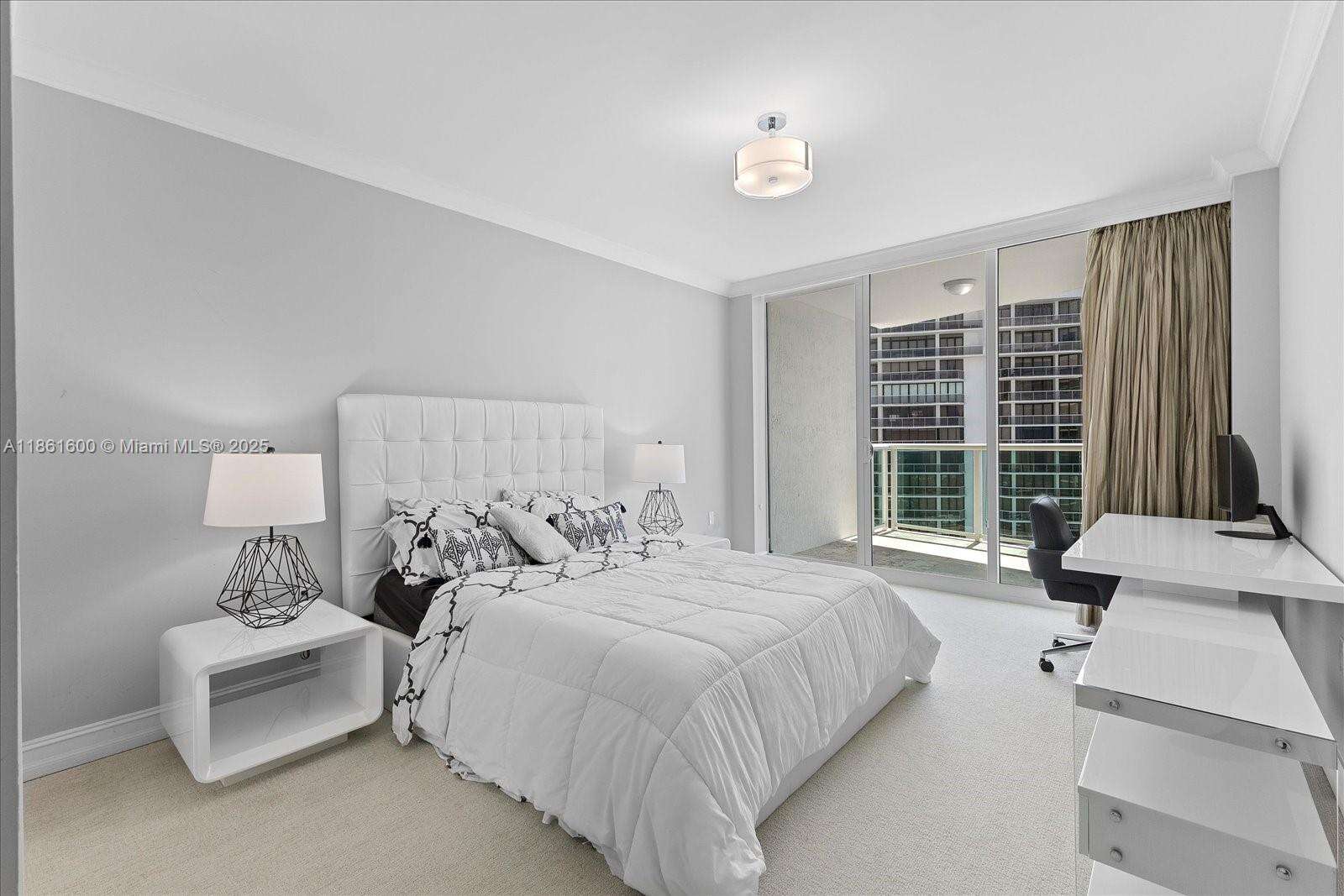 HAMPTONS SOUTH - 20201 Country Club Dr, Aventura, FL 33180 | Picture 27