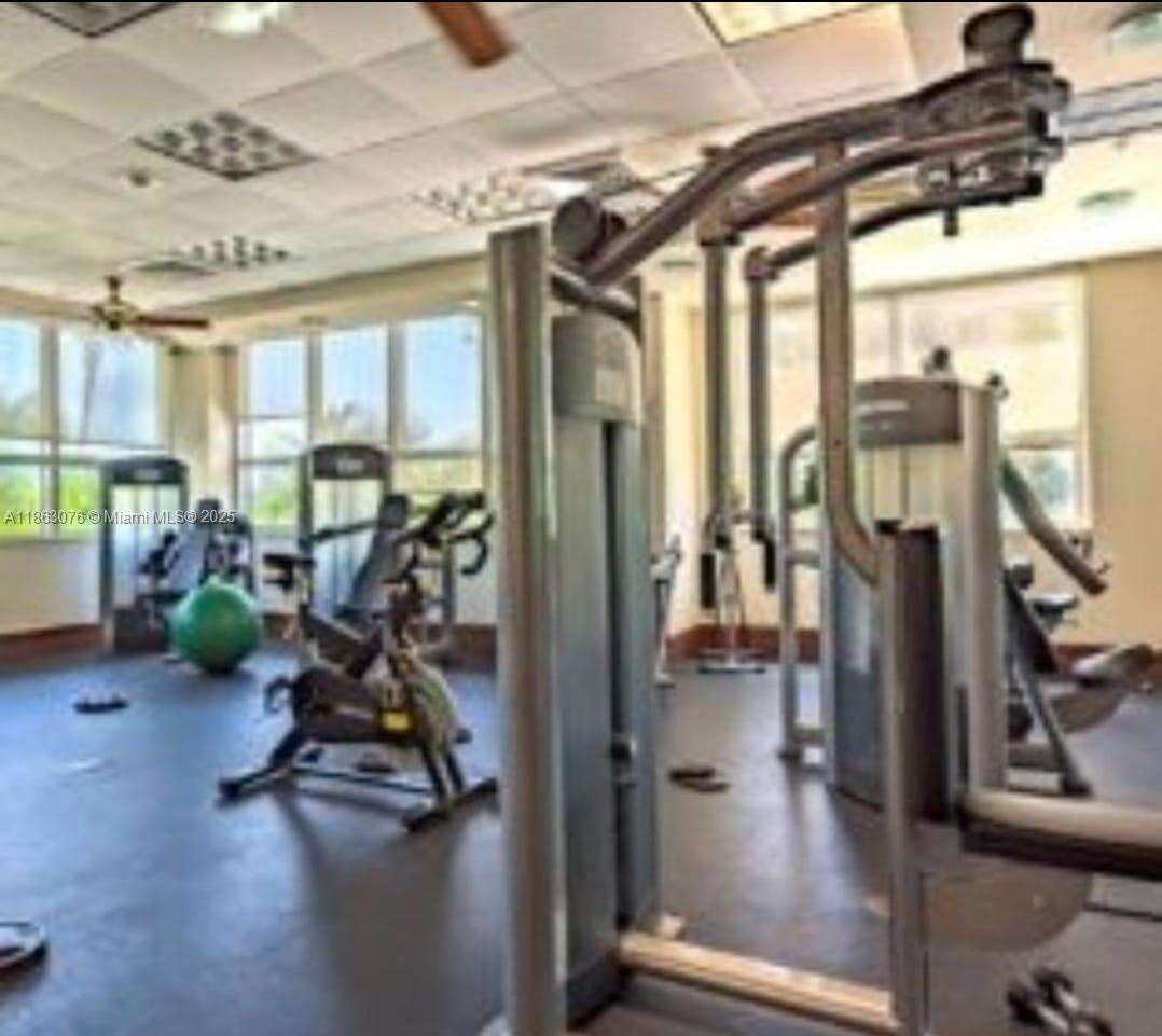 Turnberry On The Green at 19501 Country Club Dr, Aventura, FL 33180 - For Sale photo 12
