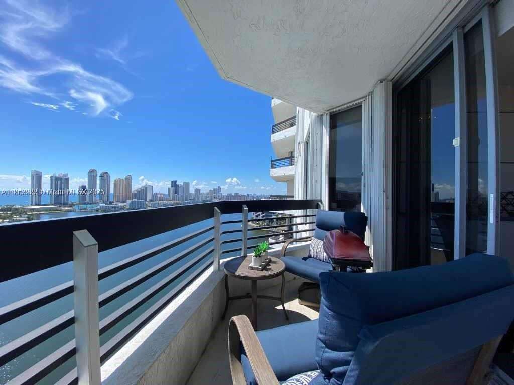 Mystic Pointe Tower 500 at 3530 Mystic Pointe Dr, Aventura, FL 33180 - For Sale photo 12